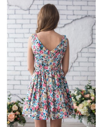 Літня сукня в квіточку